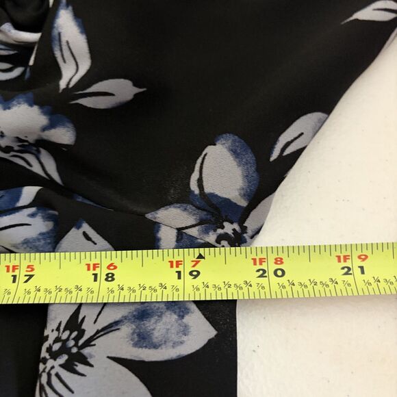 Premise Studio Blouse Women's Large Black Floral 3/4 Sleeve Tie Off the Shoulder - Picture 9 of 9